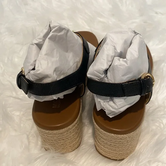 NEW Michael Kors Wedges - Picture 4 of 5
